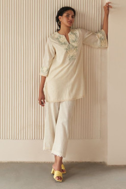 Short Kurti